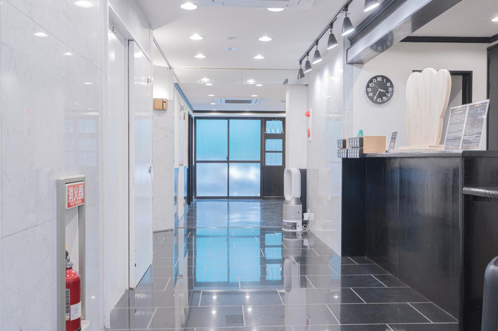 Hotel Journey Portal Kinshicho I Self Check-in Check-out Minutes From Sumiyoshi Station & Iconic Attractions & Sky Tree *